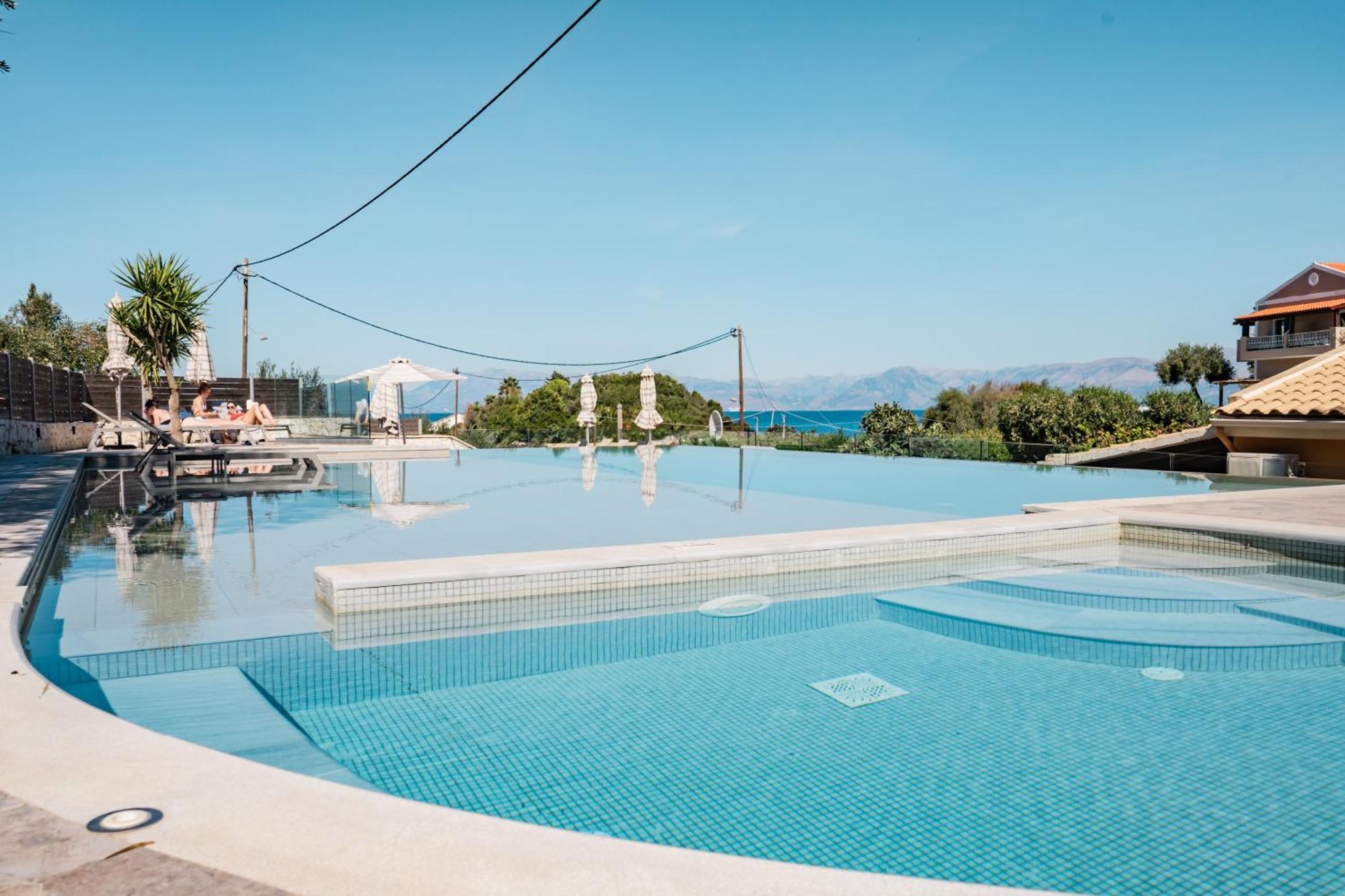 Pyramid City Apartments Agios Spyridon  Exteriér fotografie